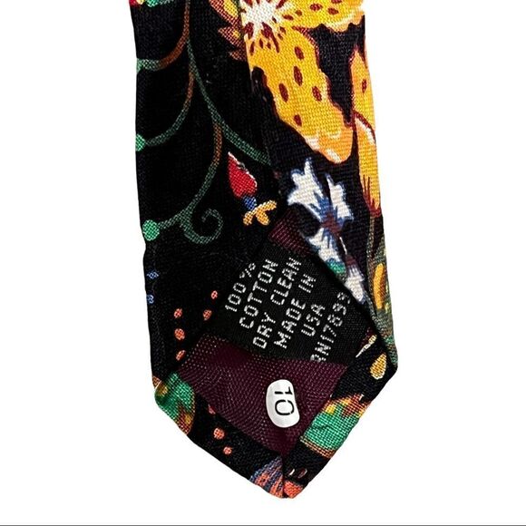 Vera Bradley Tavern on the Green Men's Neck Tie Vintage 1990 EUC HTF - Picture 3 of 3